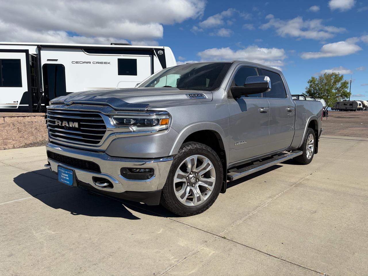 RAM 1500 Longhorn 4x4 Crew Cab 6'4" Box 2023