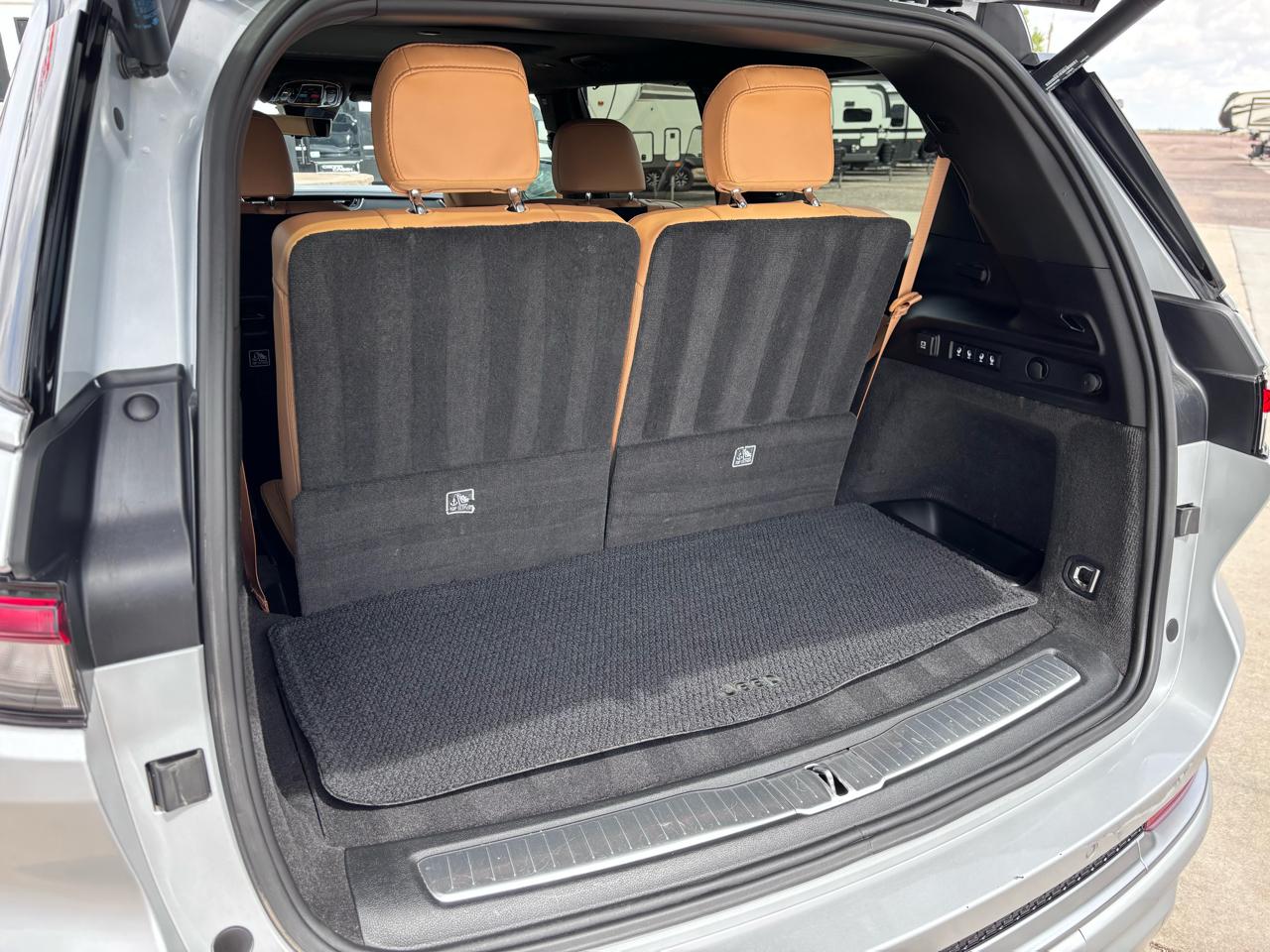 Jeep Grand Cherokee L Summit Reserve 4x4 2021