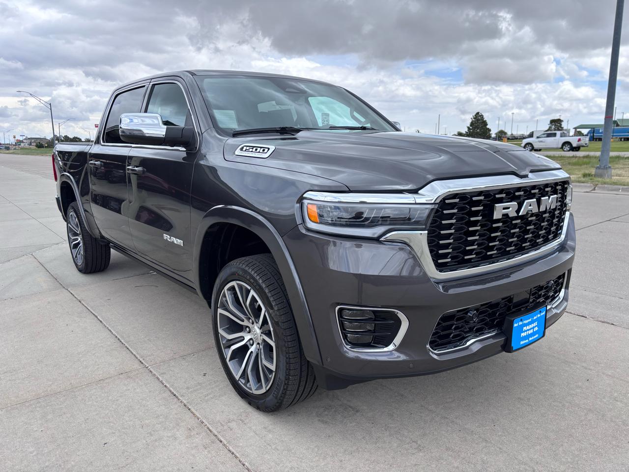 RAM 1500 Tungsten 4x4 Crew Cab 5'7" Box 2026