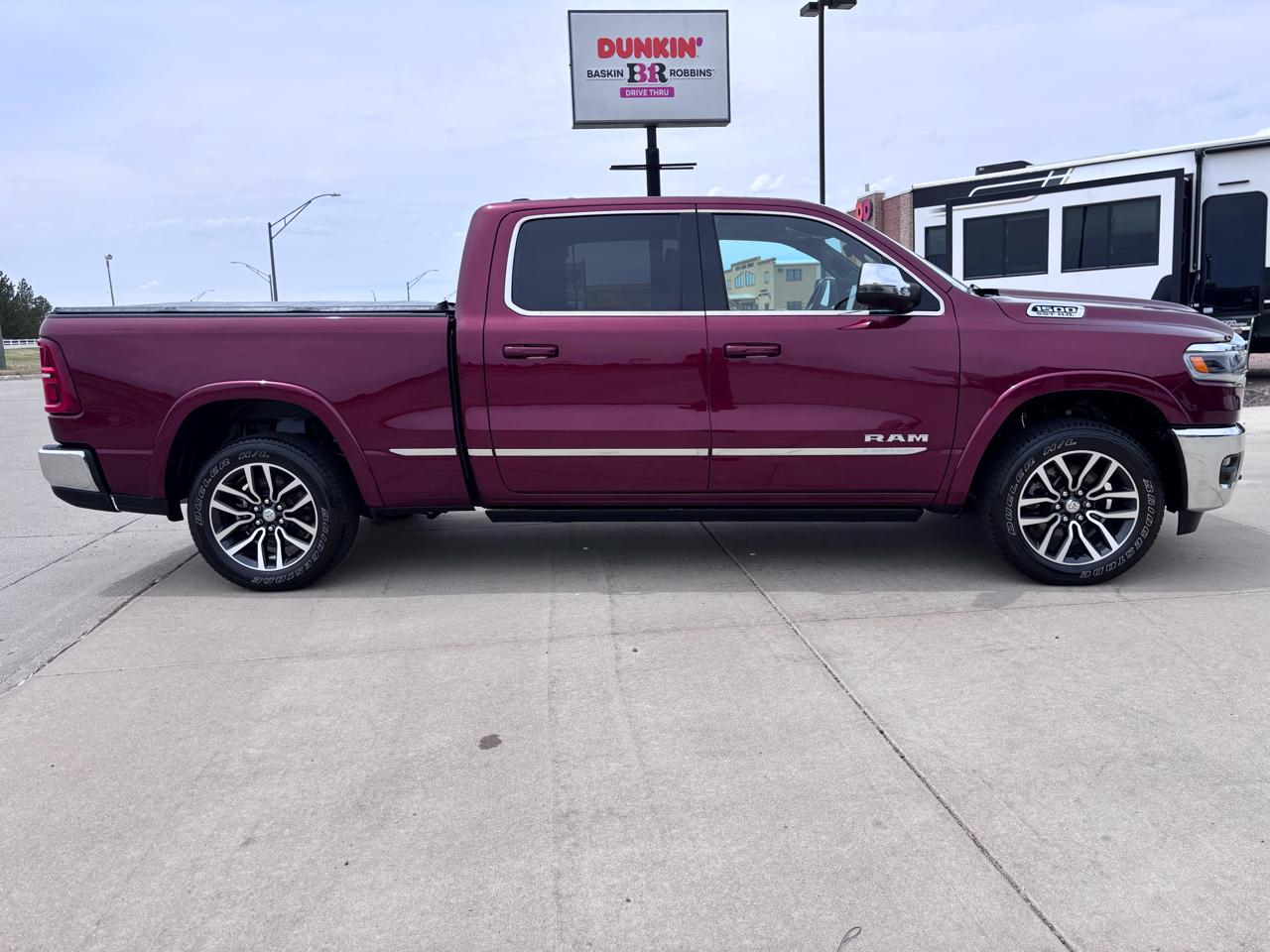 RAM 1500 Limited 4x4 Crew Cab 6'4" Box 2025