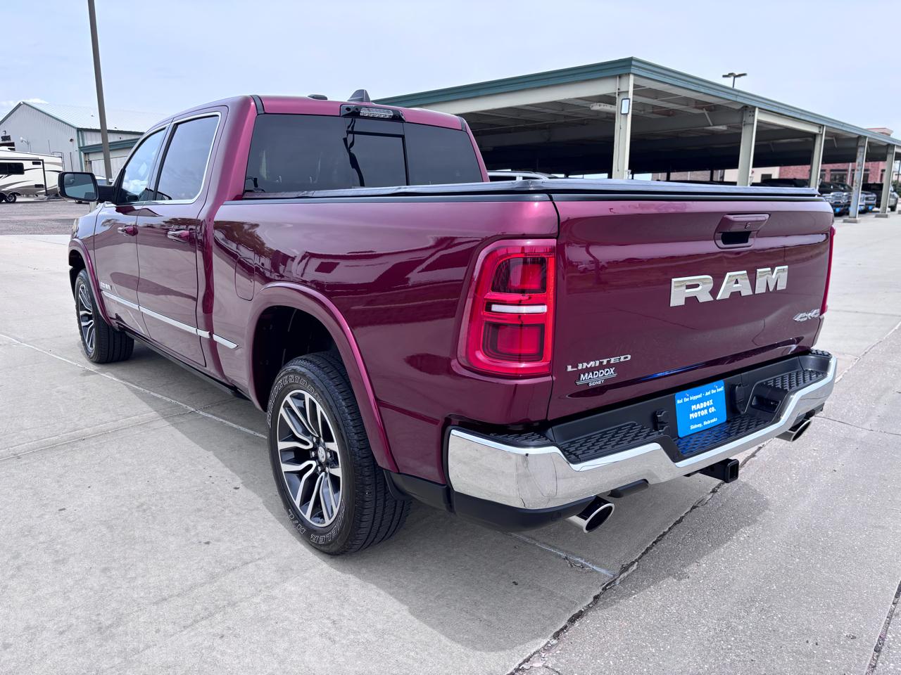 RAM 1500 Limited 4x4 Crew Cab 6'4" Box 2025
