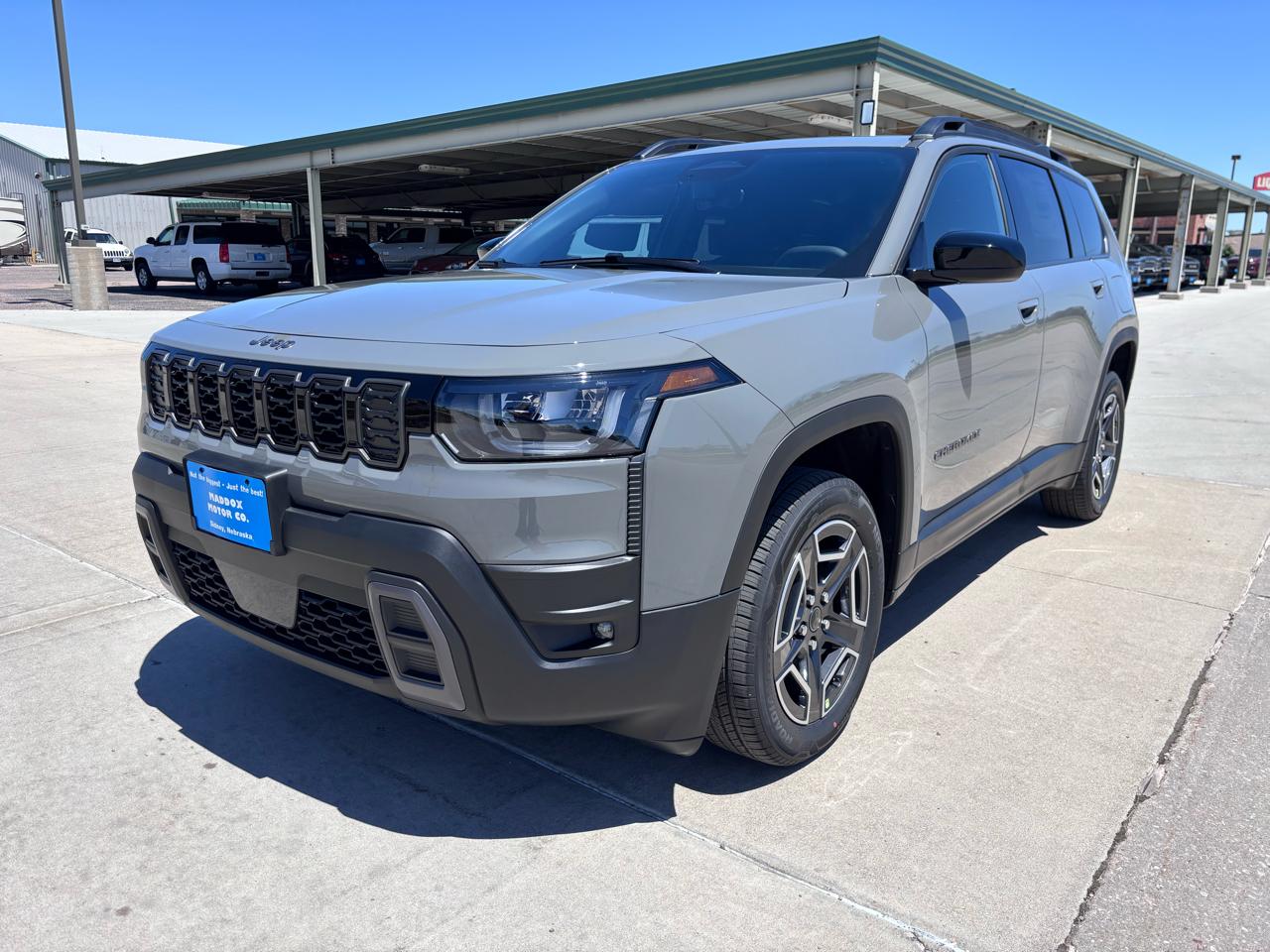 2026 Jeep Cherokee Laredo 4x4
