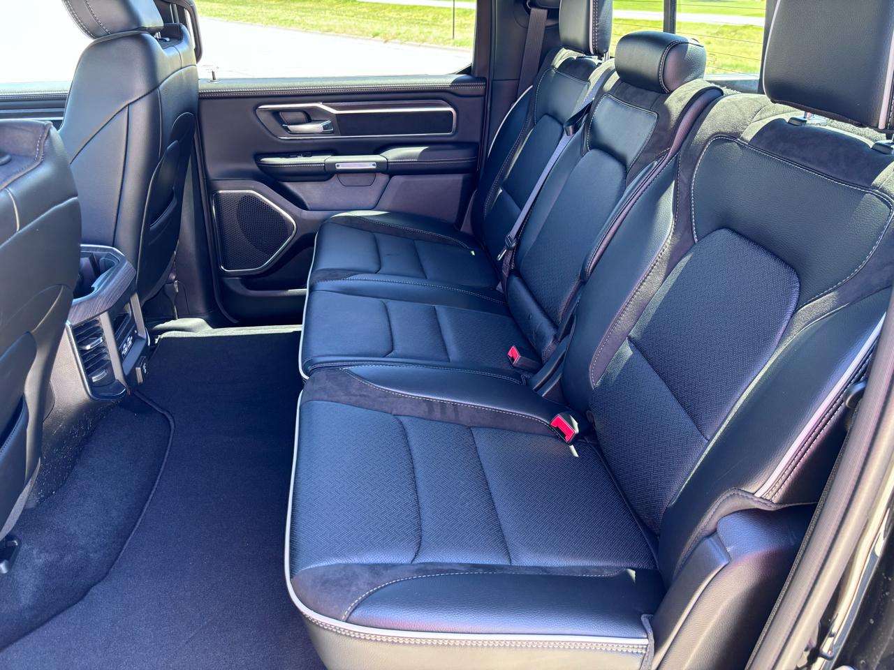 RAM 1500 Laramie 4x4 Crew Cab 5'7" Box 2025
