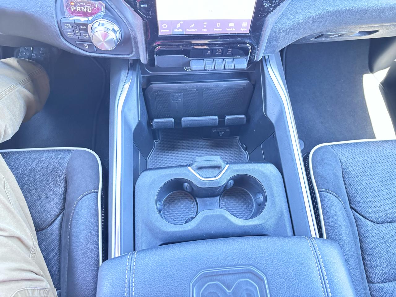 RAM 1500 Laramie 4x4 Crew Cab 5'7" Box 2025