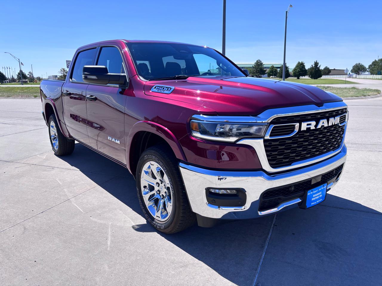RAM 1500 Lone Star 4x4 Crew Cab 5'7" Box 2025