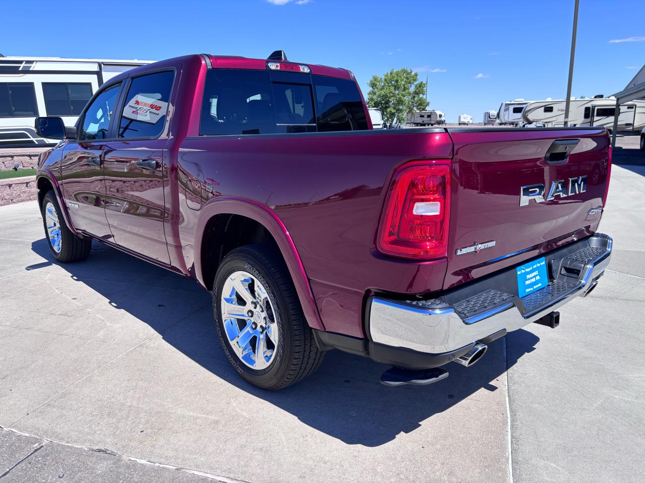 RAM 1500 Lone Star 4x4 Crew Cab 5'7" Box 2025