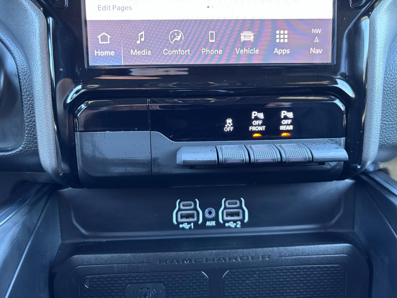 RAM 1500 Lone Star 4x4 Crew Cab 5'7" Box 2025