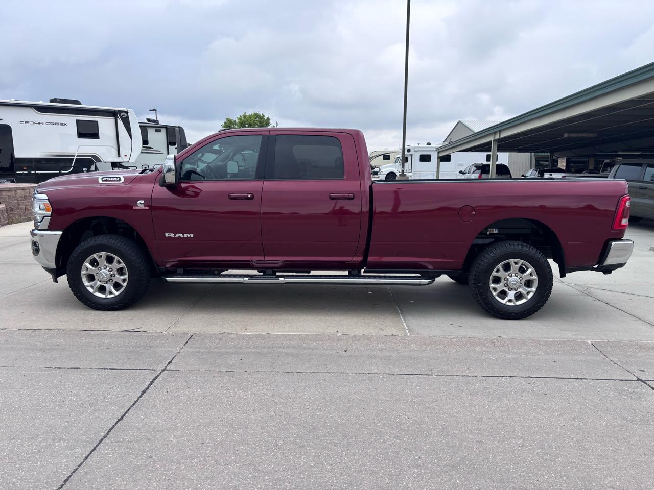 RAM 2500 Laramie 4x4 Crew Cab 8' Box 2023