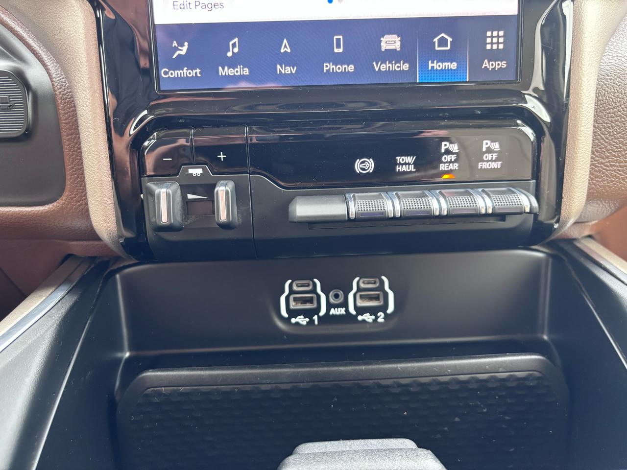 RAM 2500 Laramie 4x4 Crew Cab 8' Box 2023