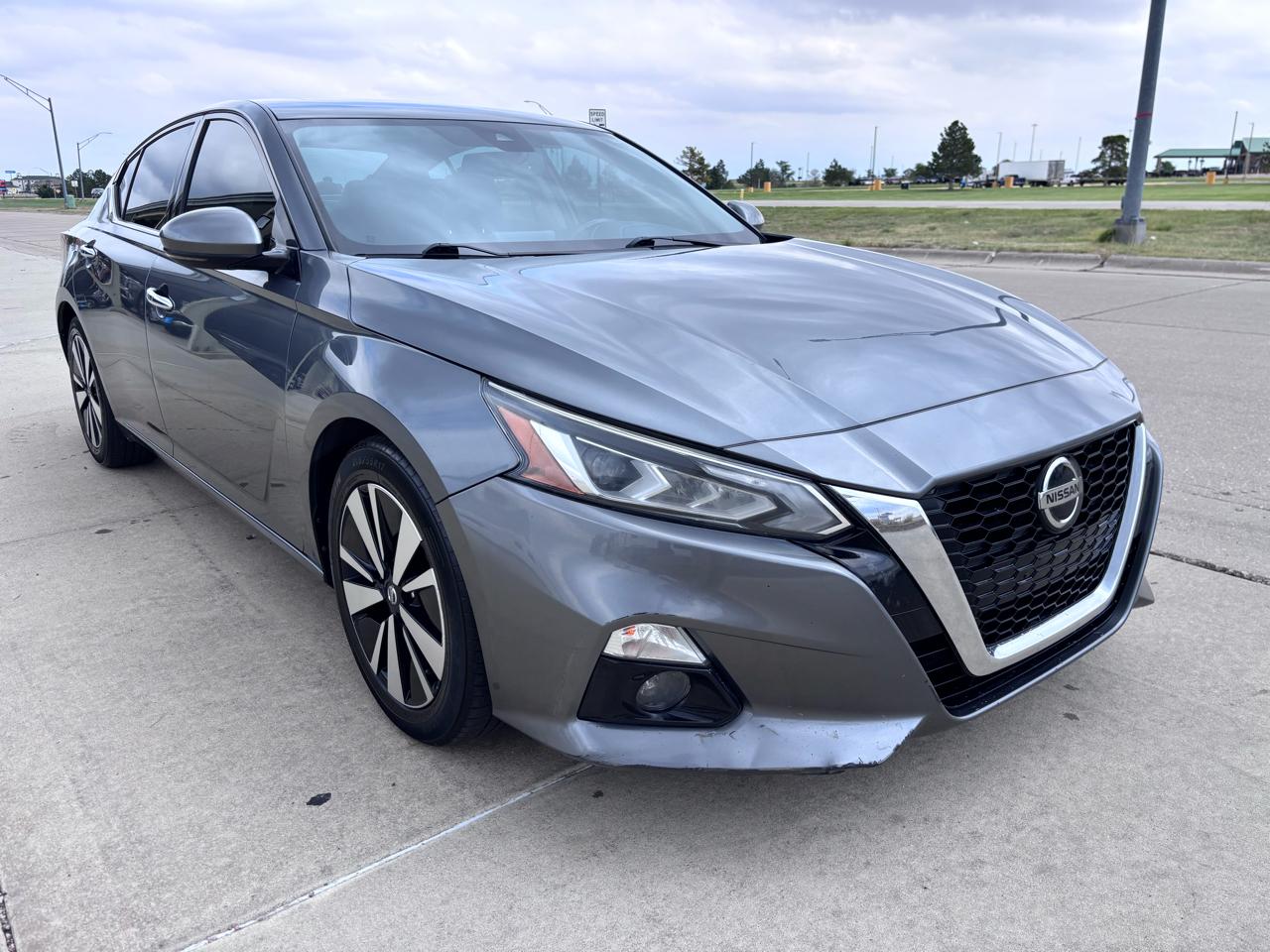 Nissan Altima 2.5 SL Sedan 2020