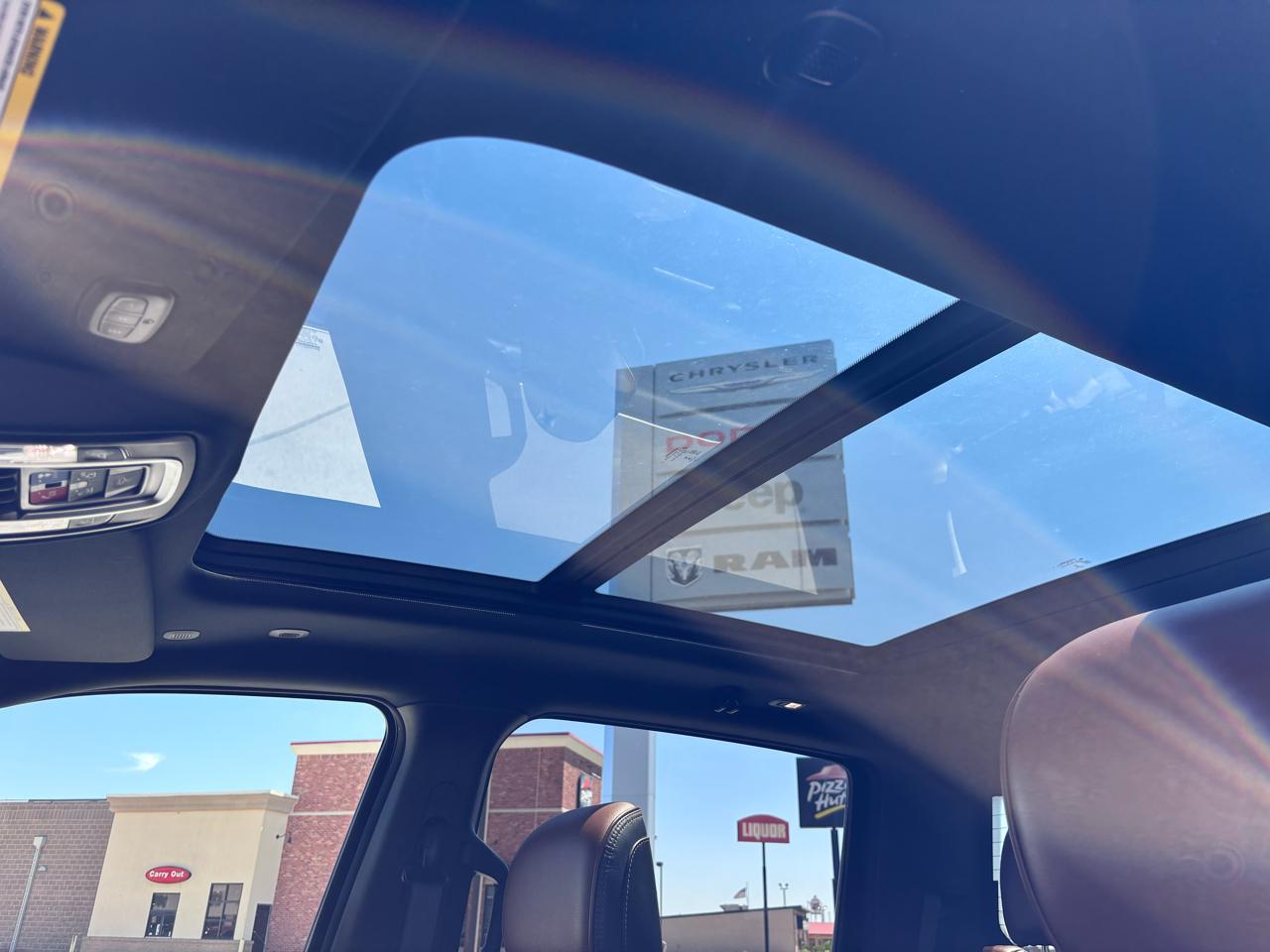 RAM 1500 Longhorn 4x4 Crew Cab 5'7" Box 2022