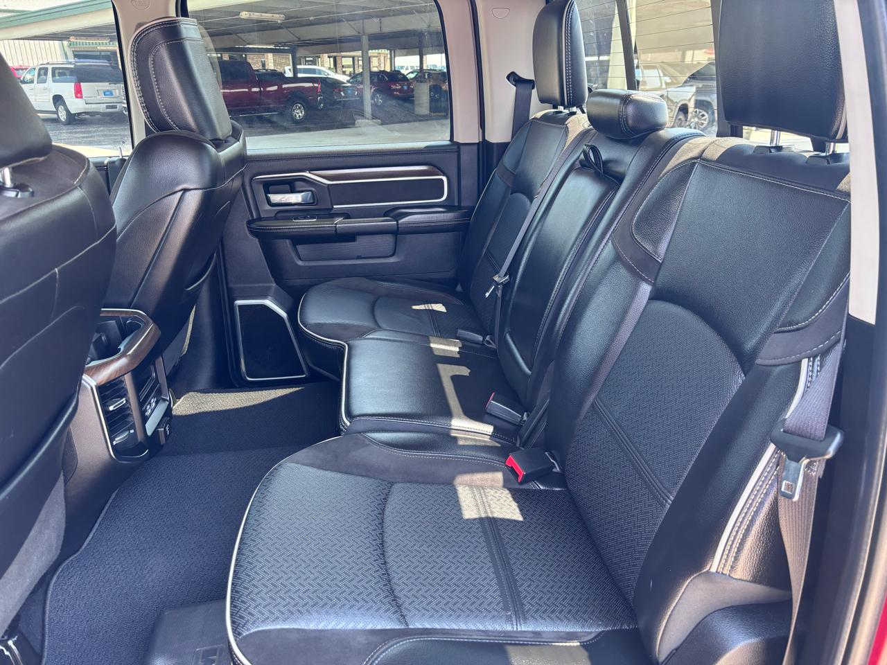 RAM 2500 Laramie 4x4 Crew Cab 6'4" Box 2023