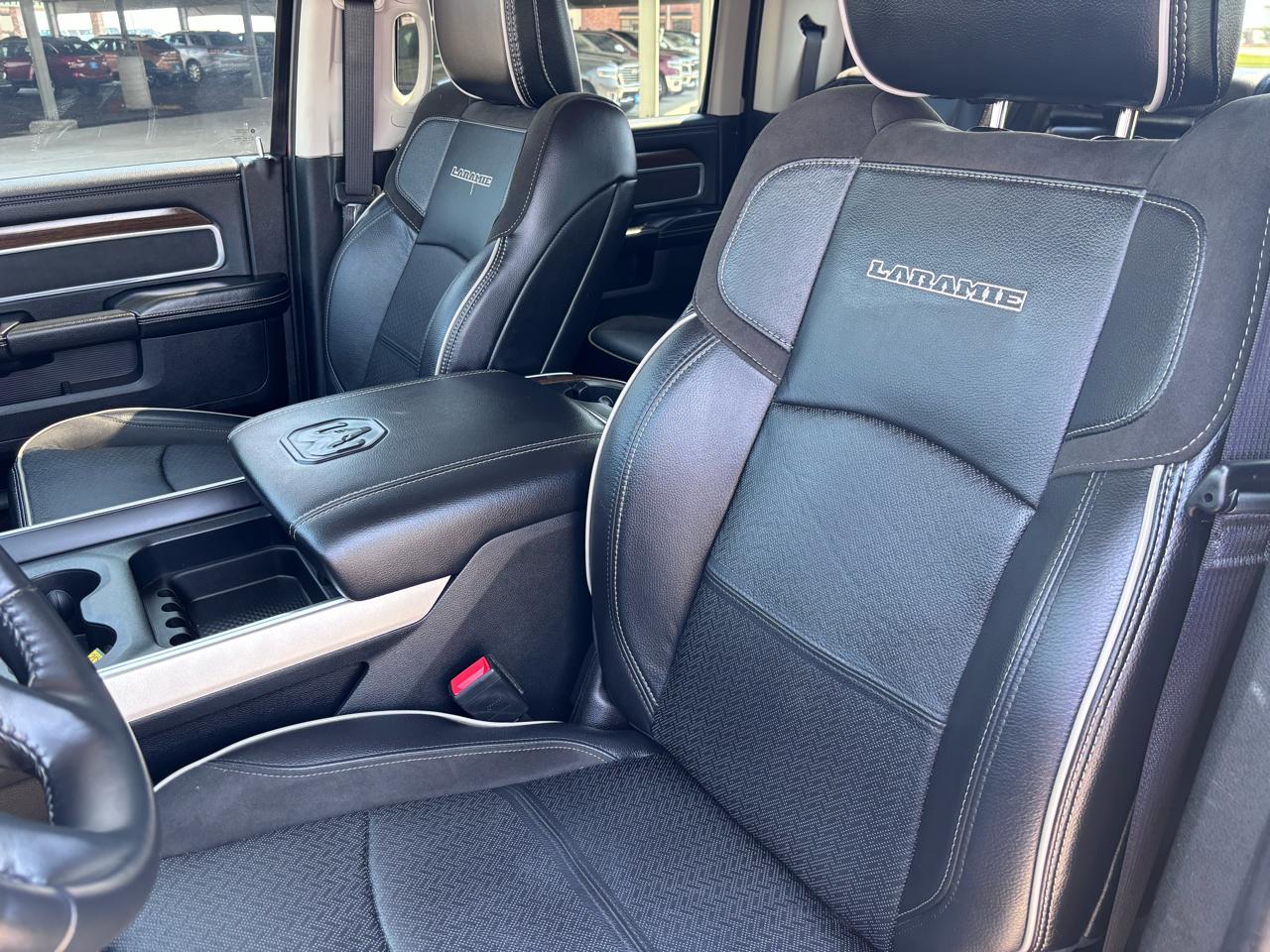 RAM 2500 Laramie 4x4 Crew Cab 6'4" Box 2023