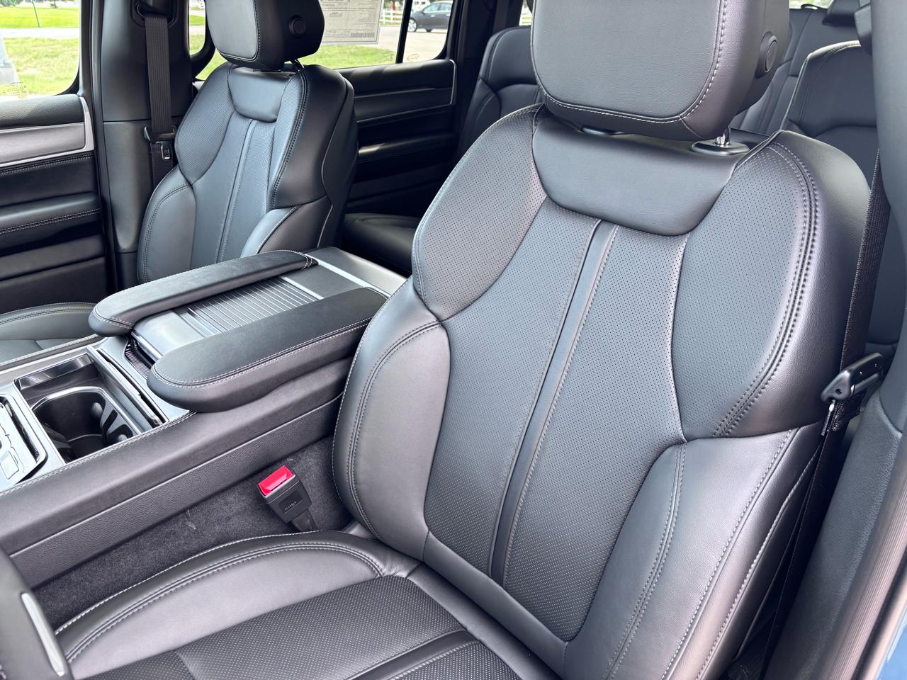 Jeep Grand Wagoneer Upland 4x4 2026