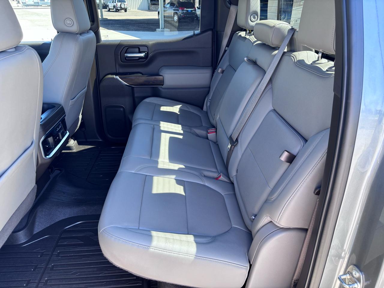 GMC Sierra 1500 4WD Crew Cab 147" SLT 2020