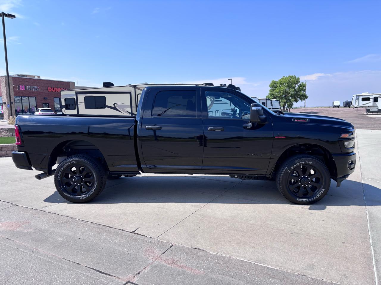 RAM 2500 Big Horn 4x4 Crew Cab 6'4" Box 2025