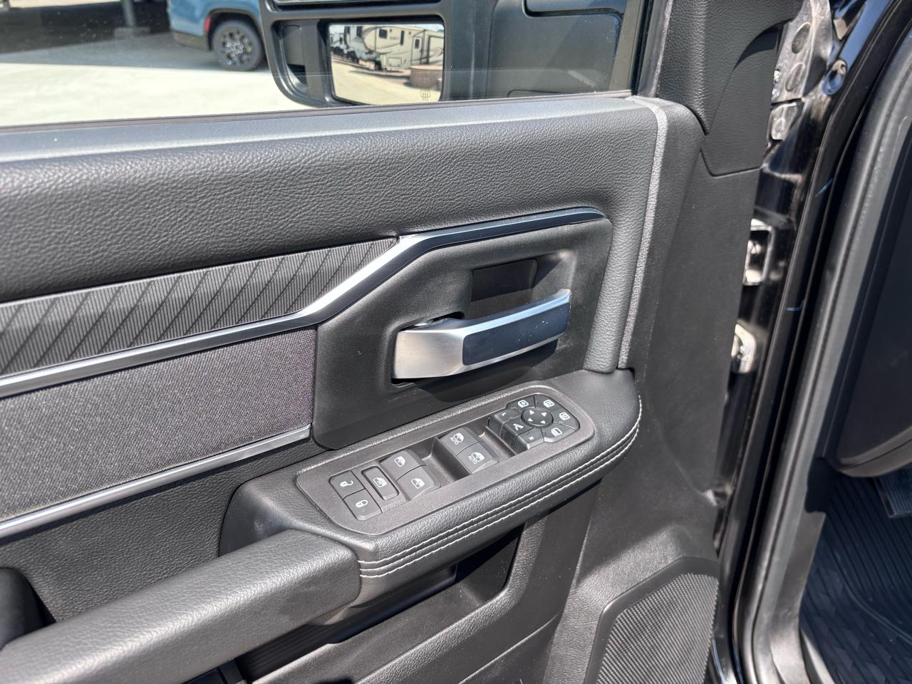 RAM 2500 Big Horn 4x4 Crew Cab 6'4" Box 2025