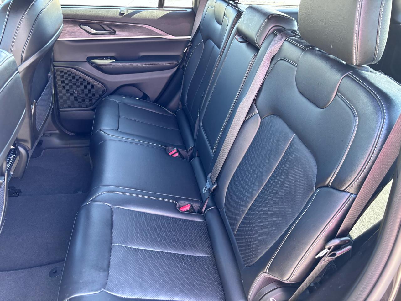 Jeep Grand Cherokee Limited 4x2 2024