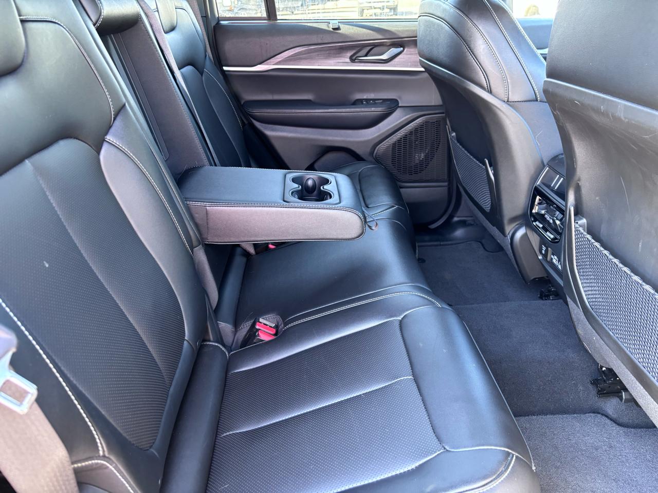Jeep Grand Cherokee Limited 4x2 2024