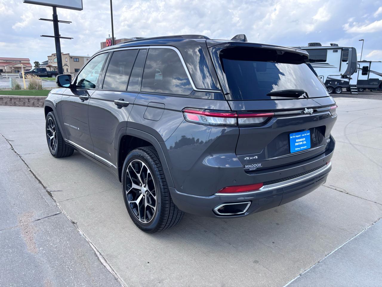 Jeep Grand Cherokee Summit Reserve 4x4 2025