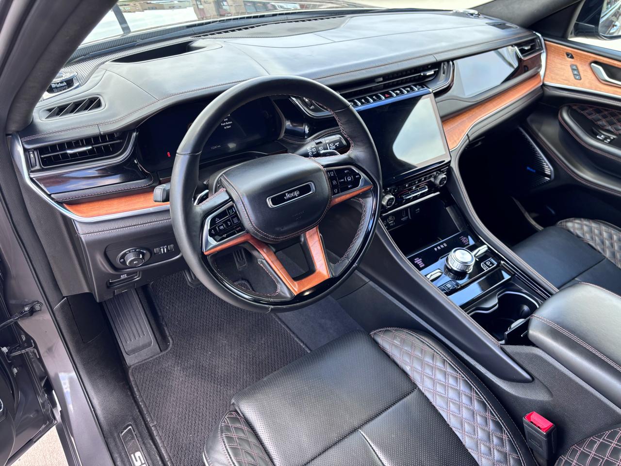 Jeep Grand Cherokee Summit Reserve 4x4 2025
