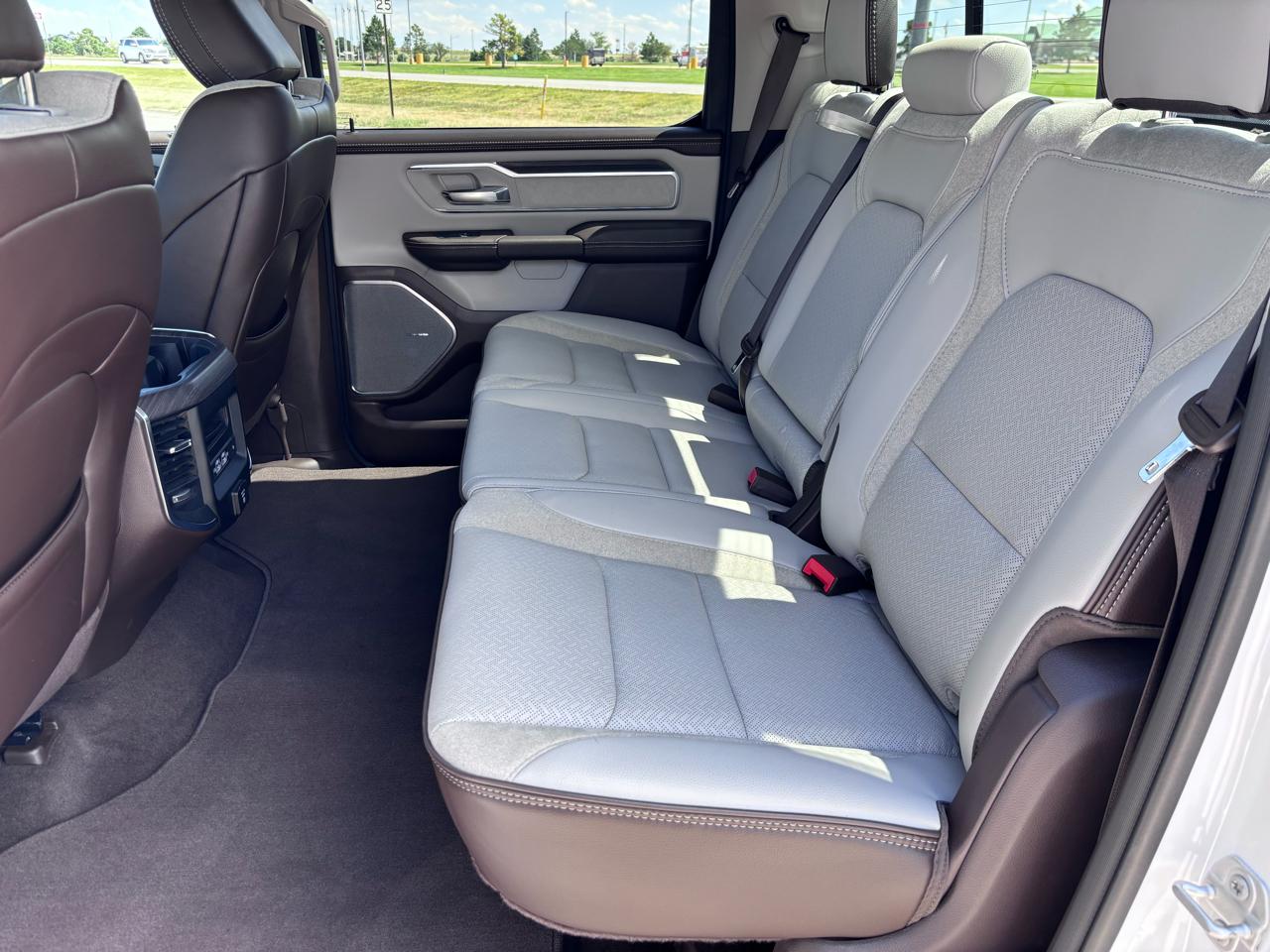 RAM 1500 Laramie 4x4 Crew Cab 5'7" Box 2026