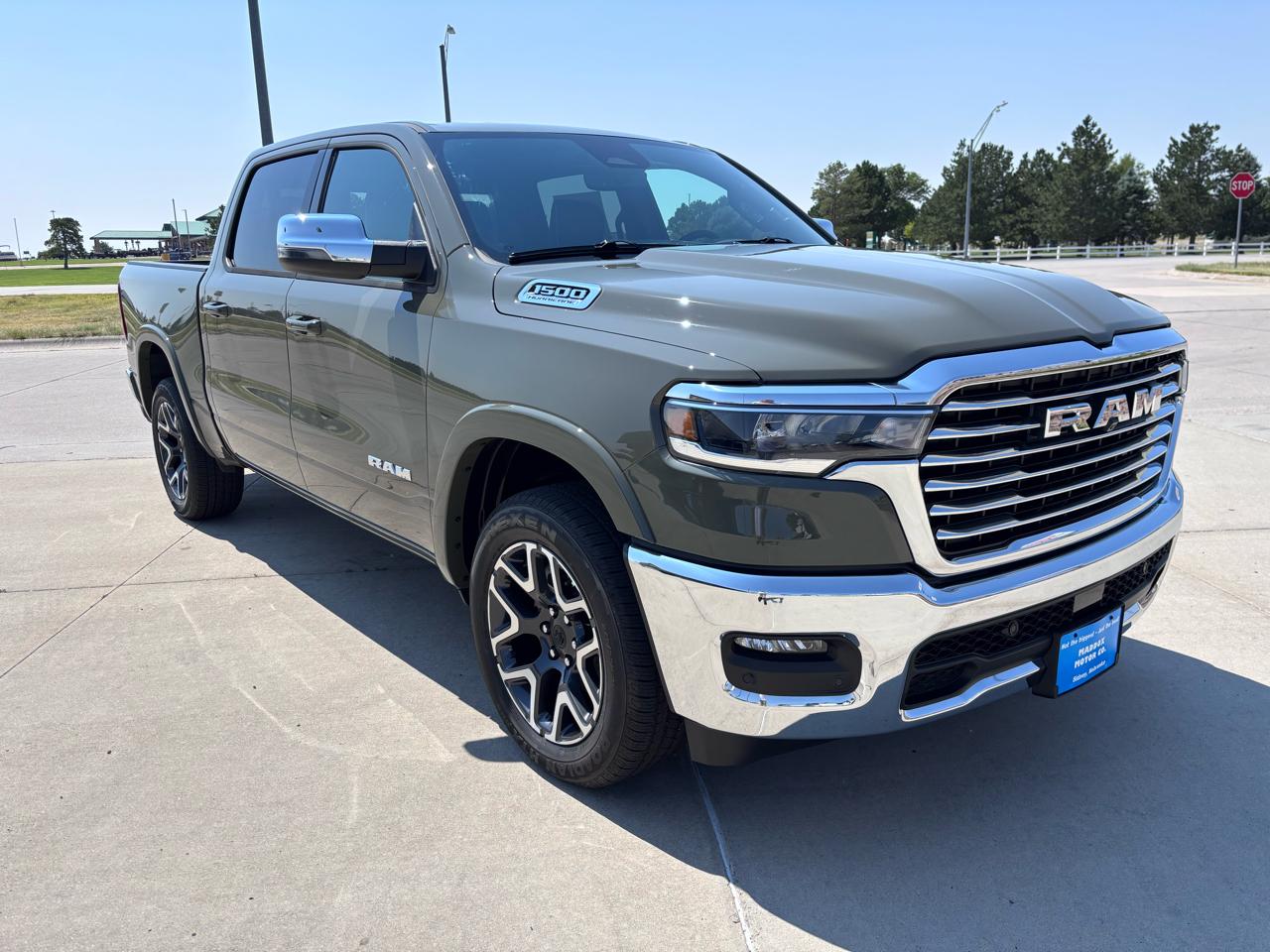 RAM 1500 Laramie 4x4 Crew Cab 5'7" Box 2026