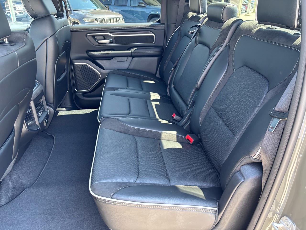 RAM 1500 Laramie 4x4 Crew Cab 5'7" Box 2026