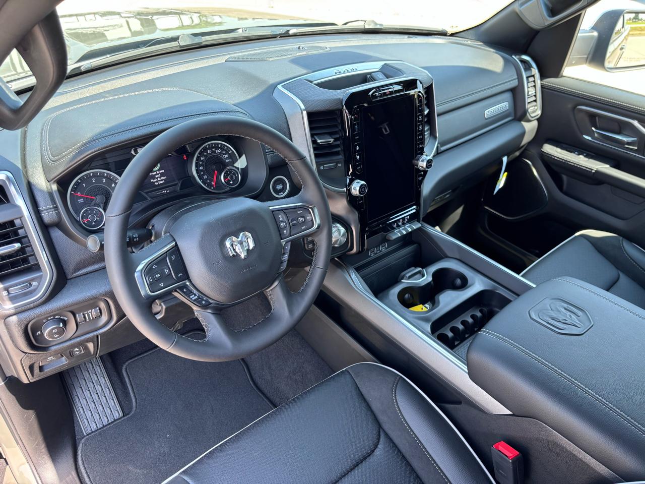 RAM 1500 Laramie 4x4 Crew Cab 5'7" Box 2026