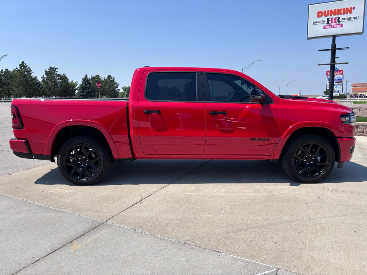RAM 1500 Laramie 4x4 Crew Cab 5'7" Box 2025