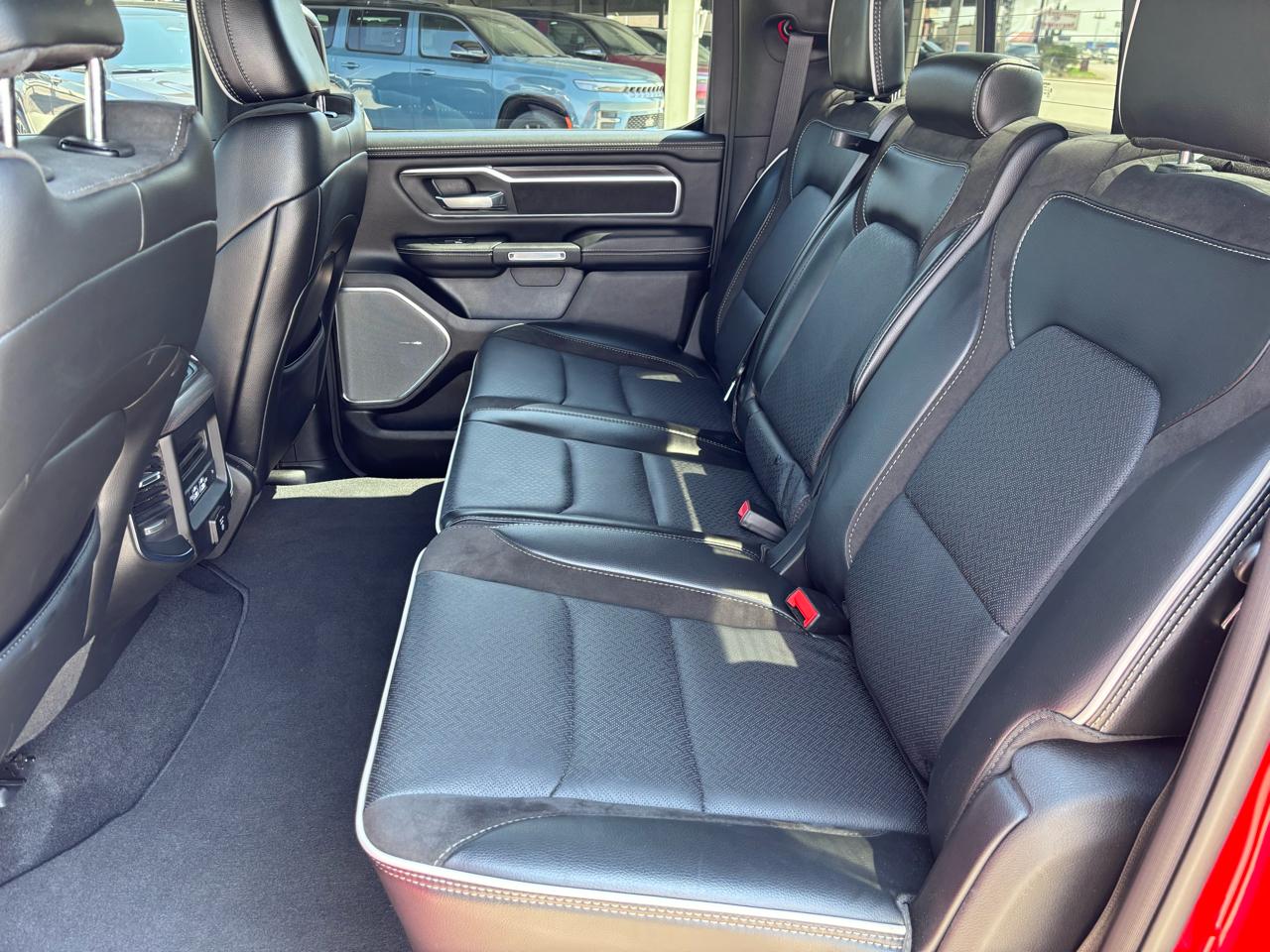 RAM 1500 Laramie 4x4 Crew Cab 5'7" Box 2025