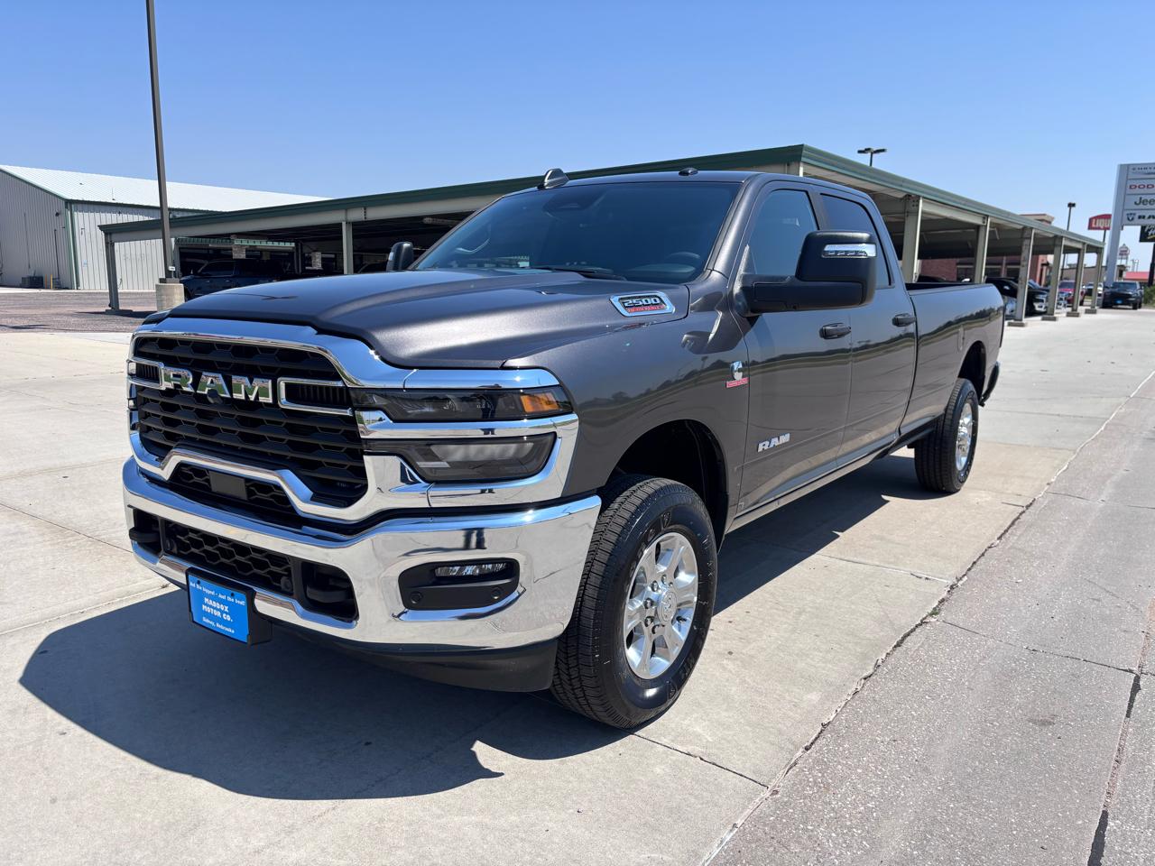 RAM 2500 Big Horn 4x4 Crew Cab 8' Box 2026