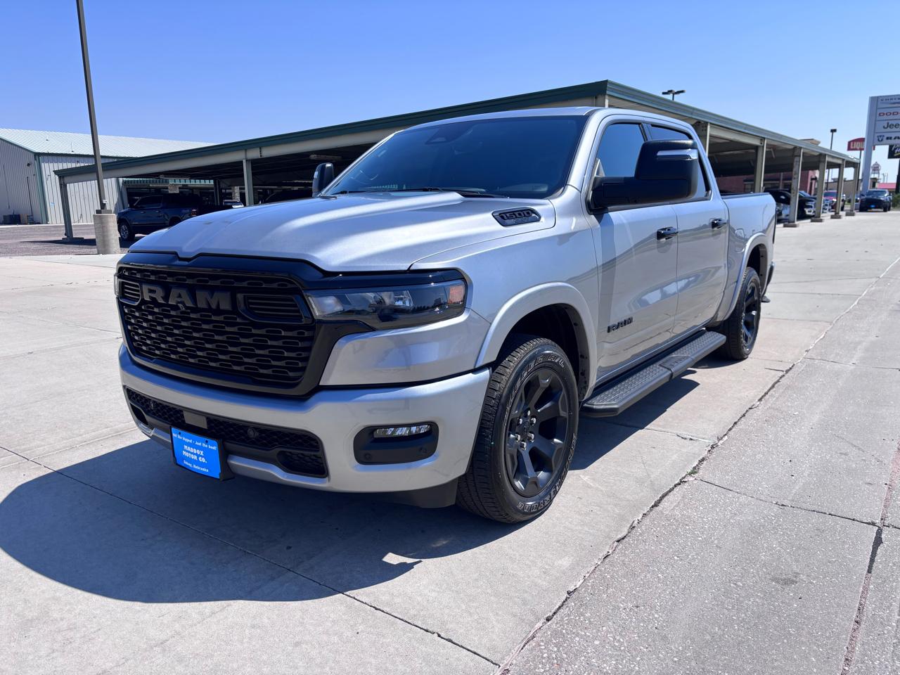 RAM 1500 Big Horn 4x4 Crew Cab 5'7" Box 2025