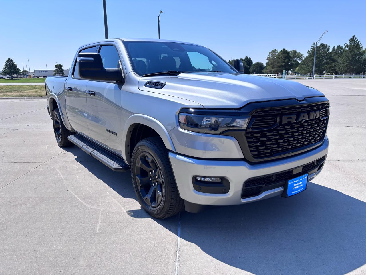 RAM 1500 Big Horn 4x4 Crew Cab 5'7" Box 2025