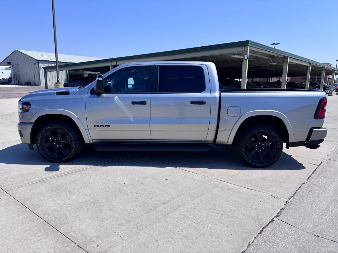 RAM 1500 Big Horn 4x4 Crew Cab 5'7" Box 2025