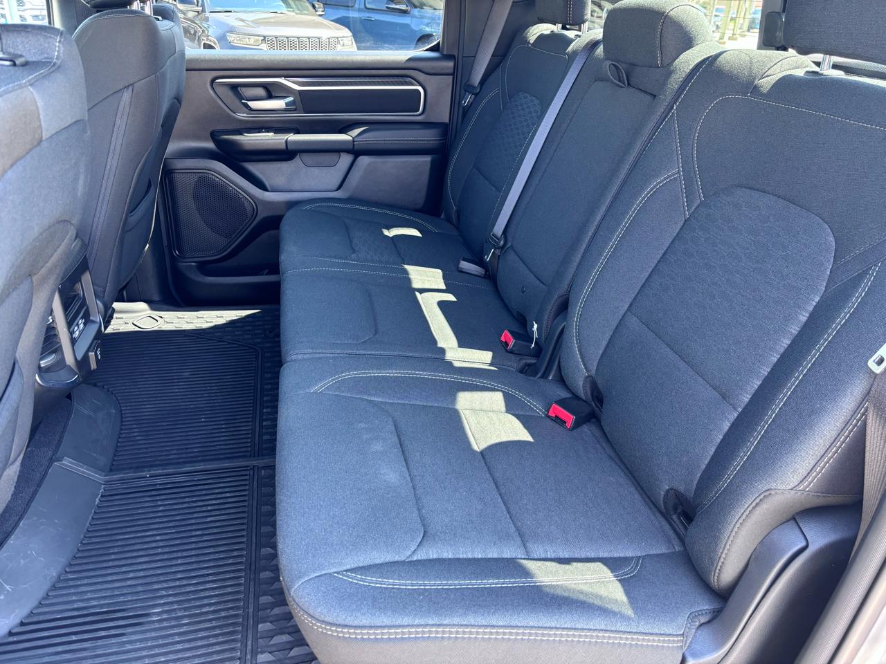 RAM 1500 Big Horn 4x4 Crew Cab 5'7" Box 2025