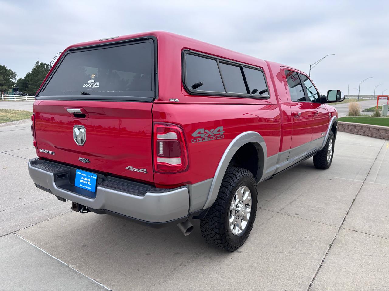 RAM 2500 Laramie 4x4 Mega Cab 6'4" Box 2020
