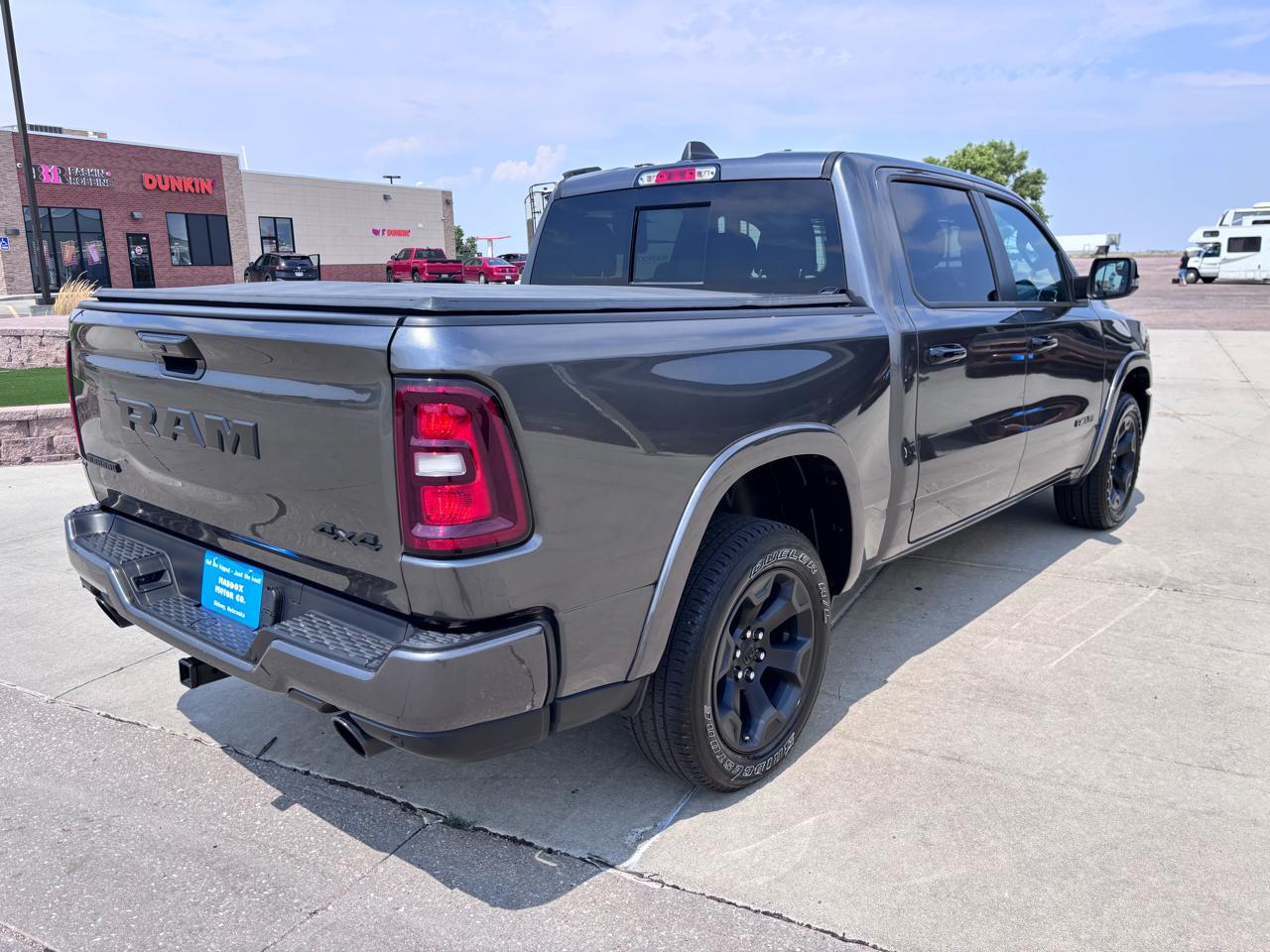 RAM 1500 Big Horn 4x4 Crew Cab 5'7" Box 2025
