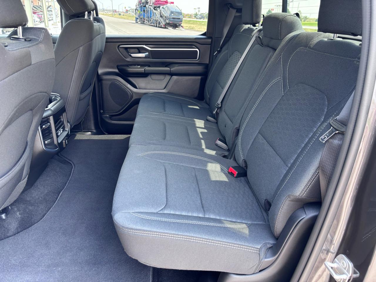 RAM 1500 Big Horn 4x4 Crew Cab 5'7" Box 2025