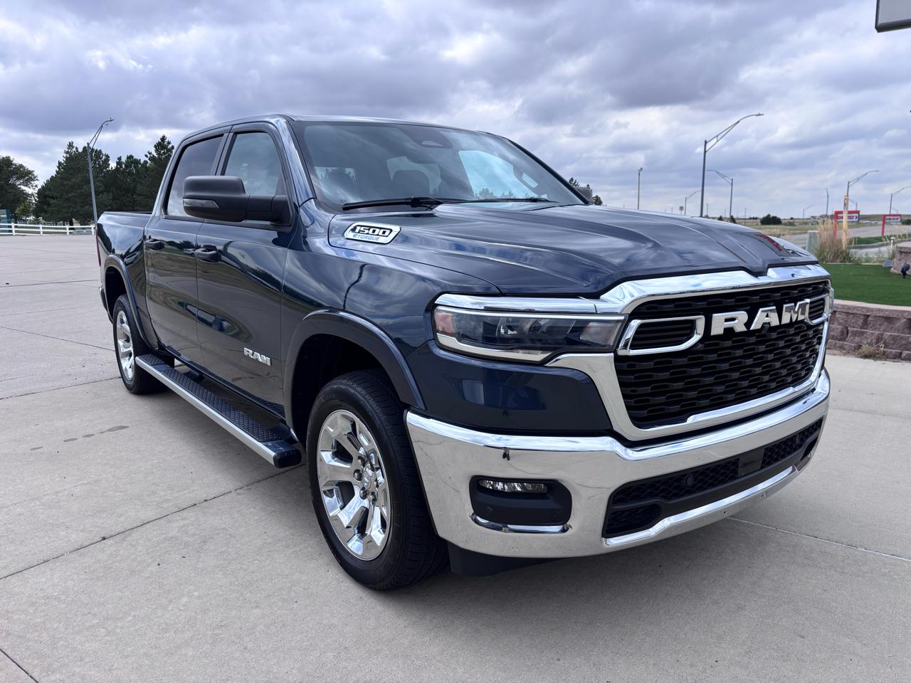 RAM 1500 Big Horn 4x4 Crew Cab 5'7" Box 2025