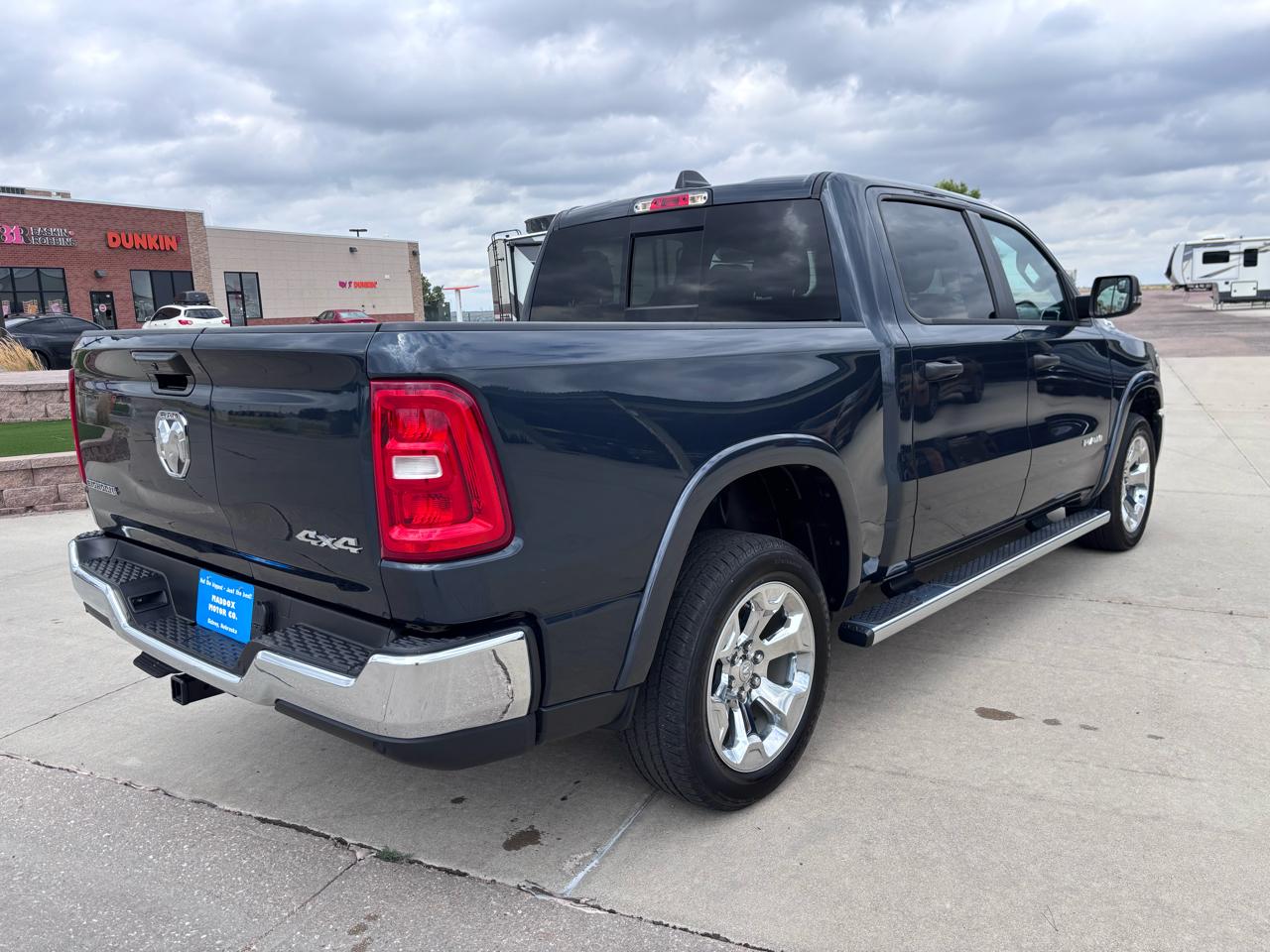 RAM 1500 Big Horn 4x4 Crew Cab 5'7" Box 2025
