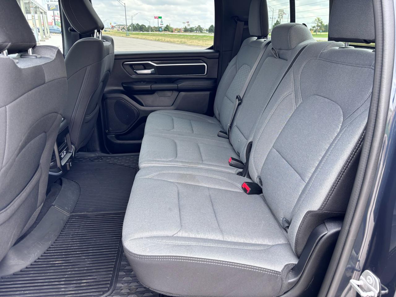 RAM 1500 Big Horn 4x4 Crew Cab 5'7" Box 2025