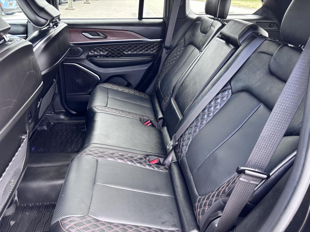 Jeep Grand Cherokee Summit 4x4 2025