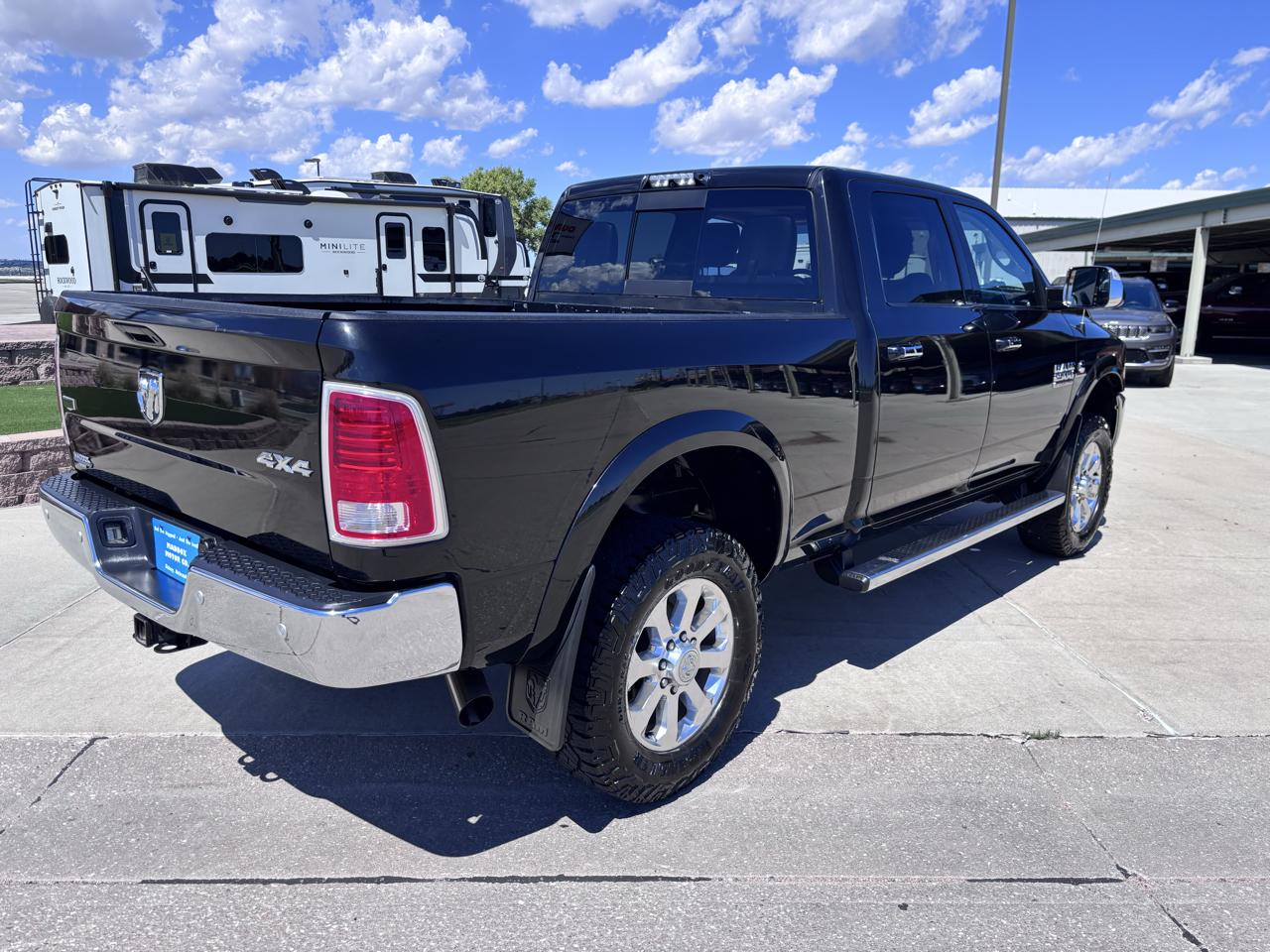 RAM 2500 Laramie 4x4 Crew Cab 6'4" Box 2018