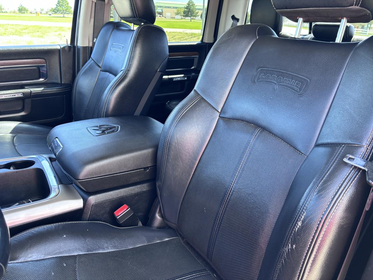 RAM 2500 Laramie 4x4 Crew Cab 6'4" Box 2018