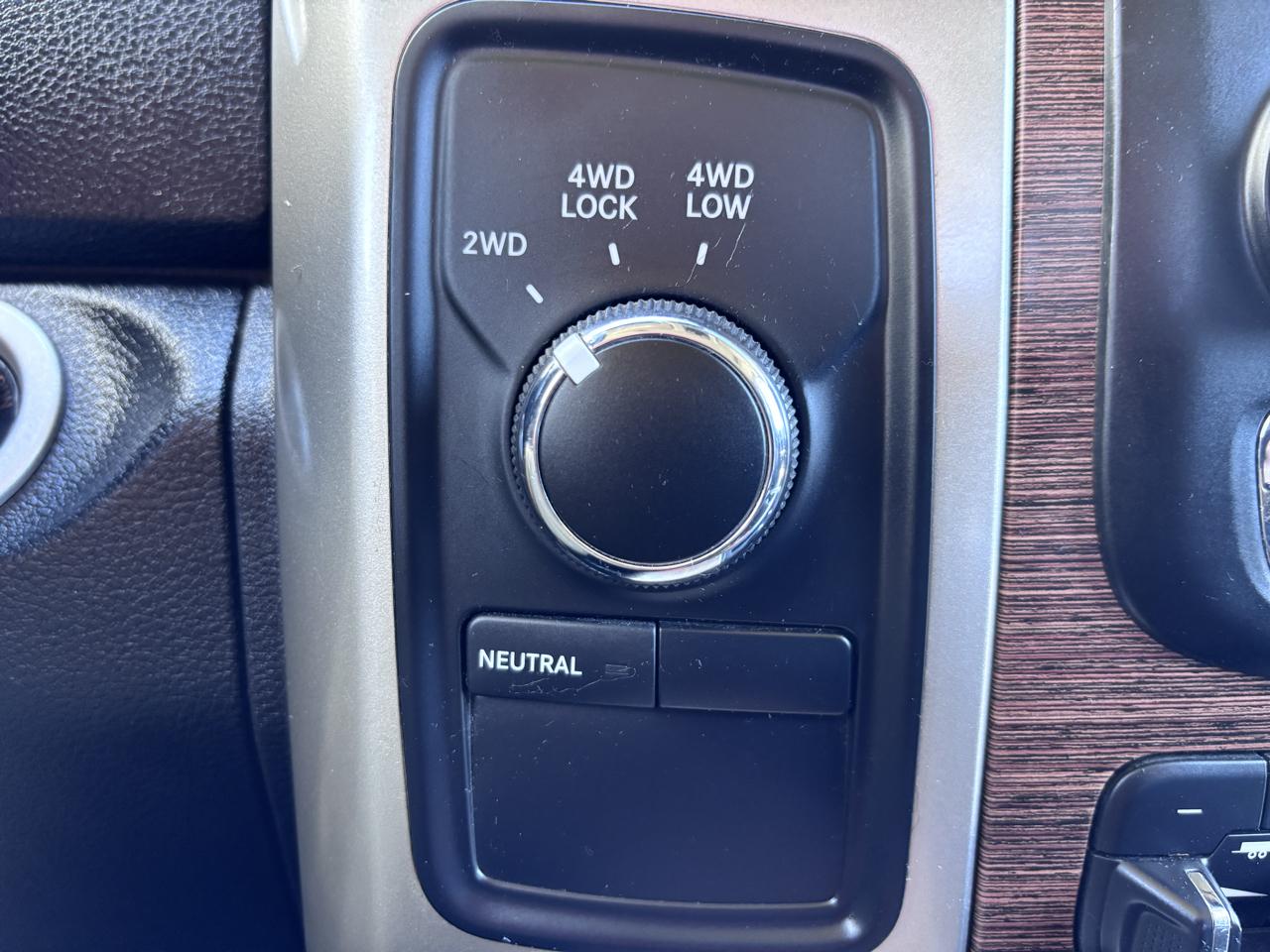 RAM 2500 Laramie 4x4 Crew Cab 6'4" Box 2018