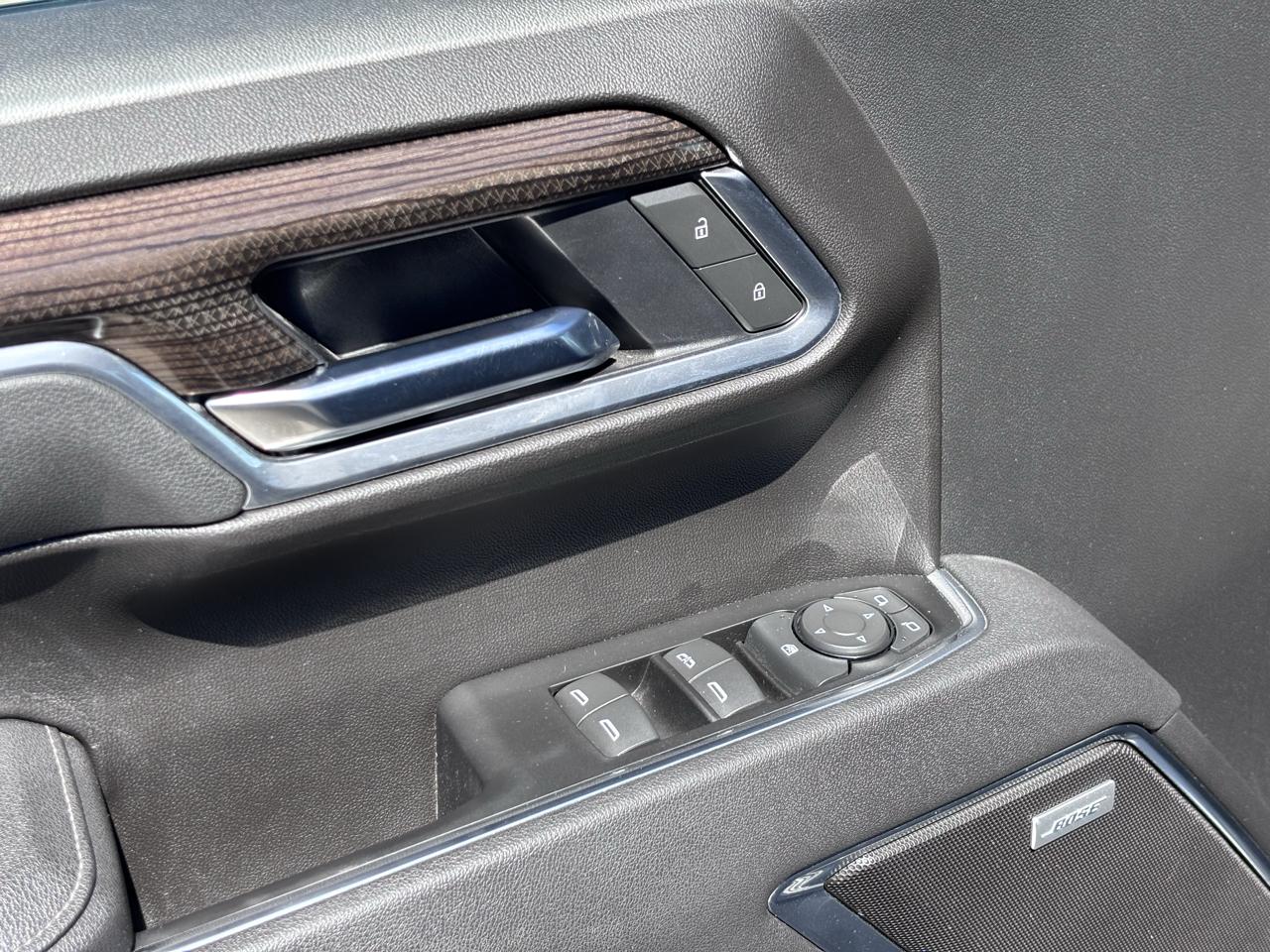 Chevrolet Silverado 1500 4WD Crew Cab 157" RST 2025