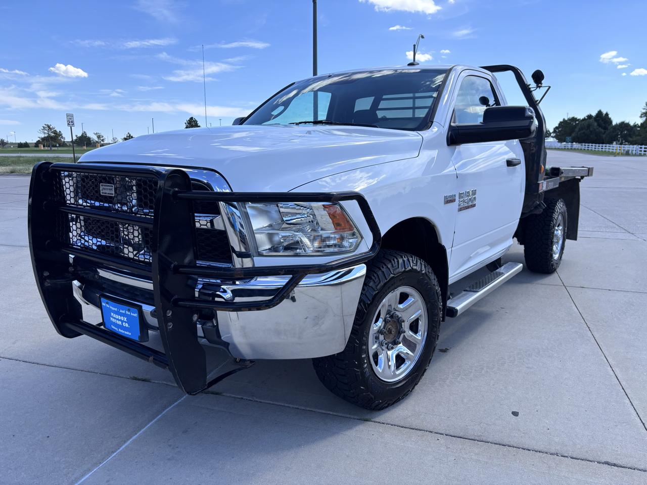 RAM 2500 Tradesman 4x4 Reg Cab 8' Box 2018