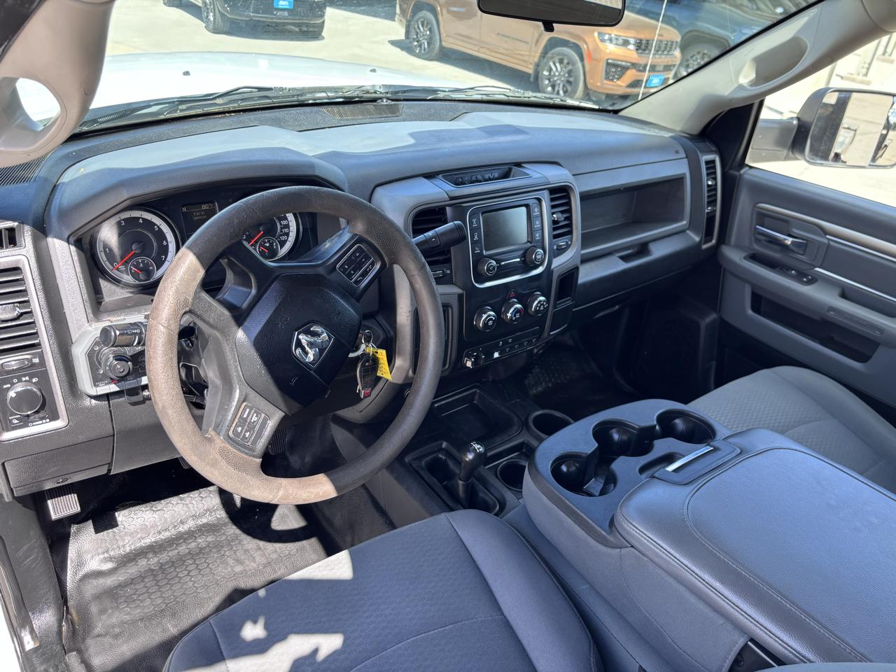 RAM 2500 Tradesman 4x4 Reg Cab 8' Box 2018