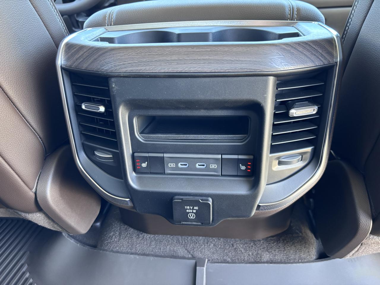 RAM 1500 Laramie 4x4 Crew Cab 5'7" Box 2027
